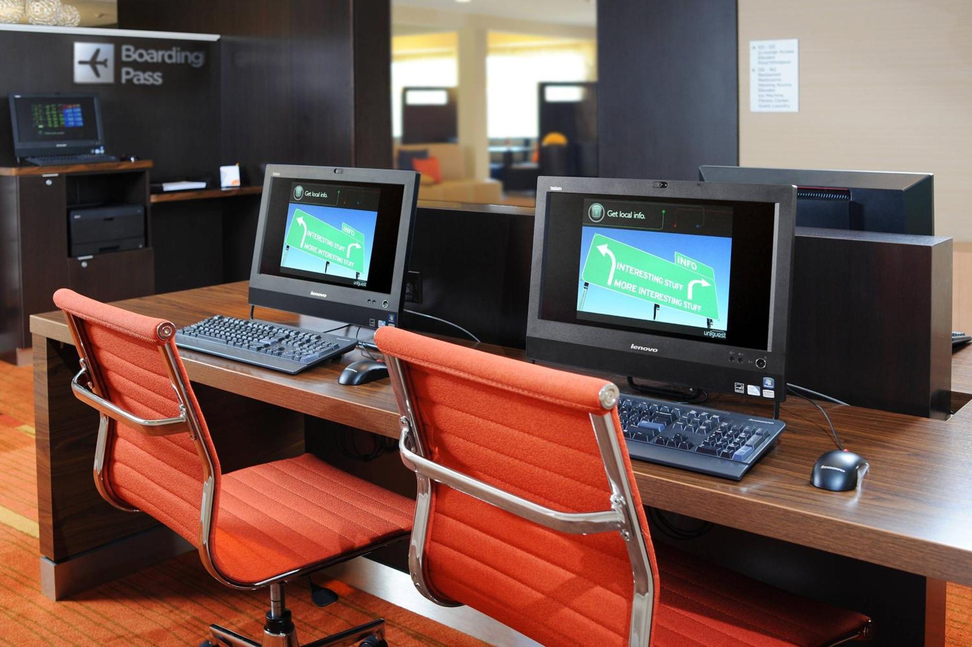 Courtyard By Marriott Airport Oklahoma City