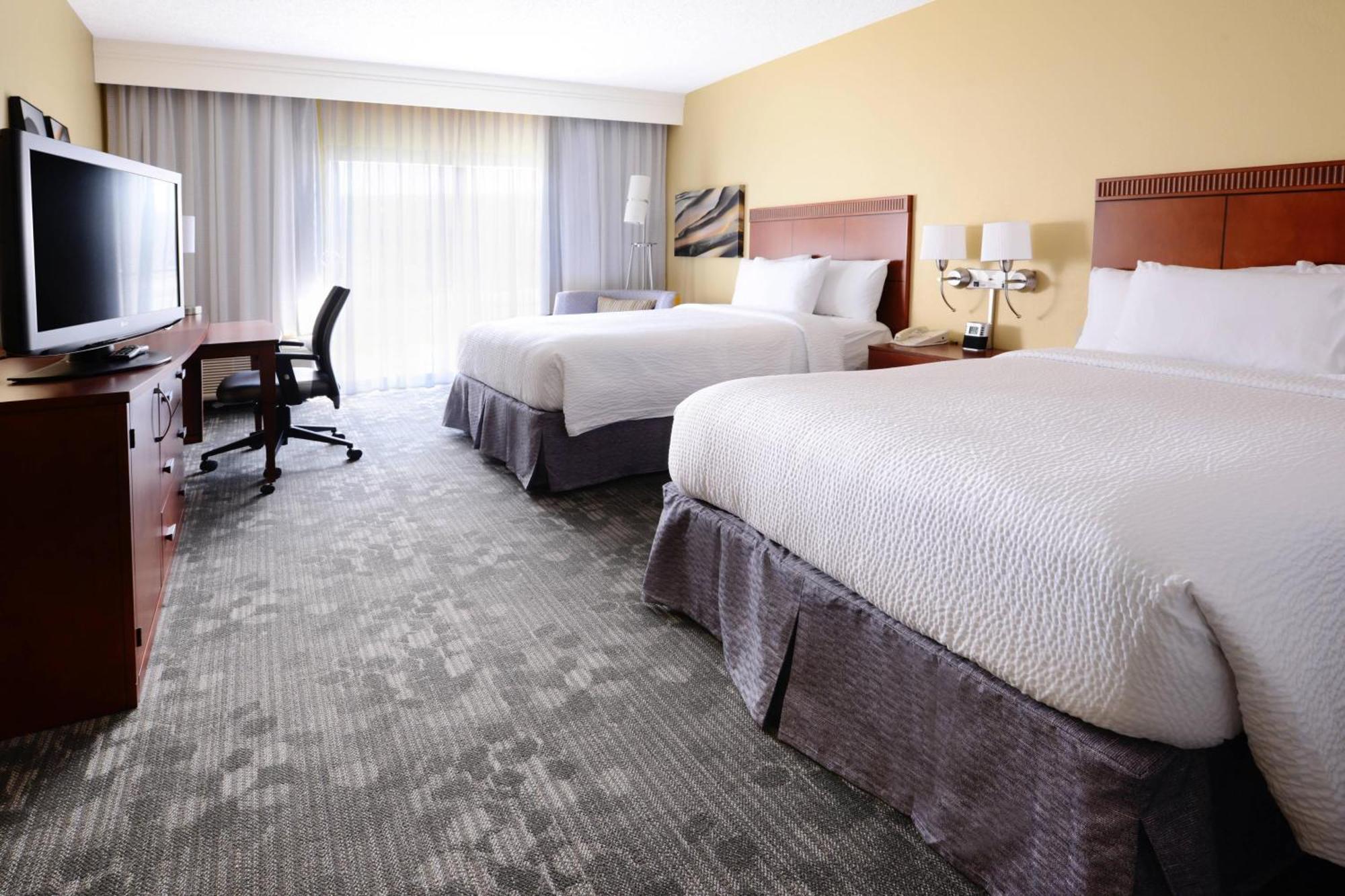 Courtyard By Marriott Airport Oklahoma City