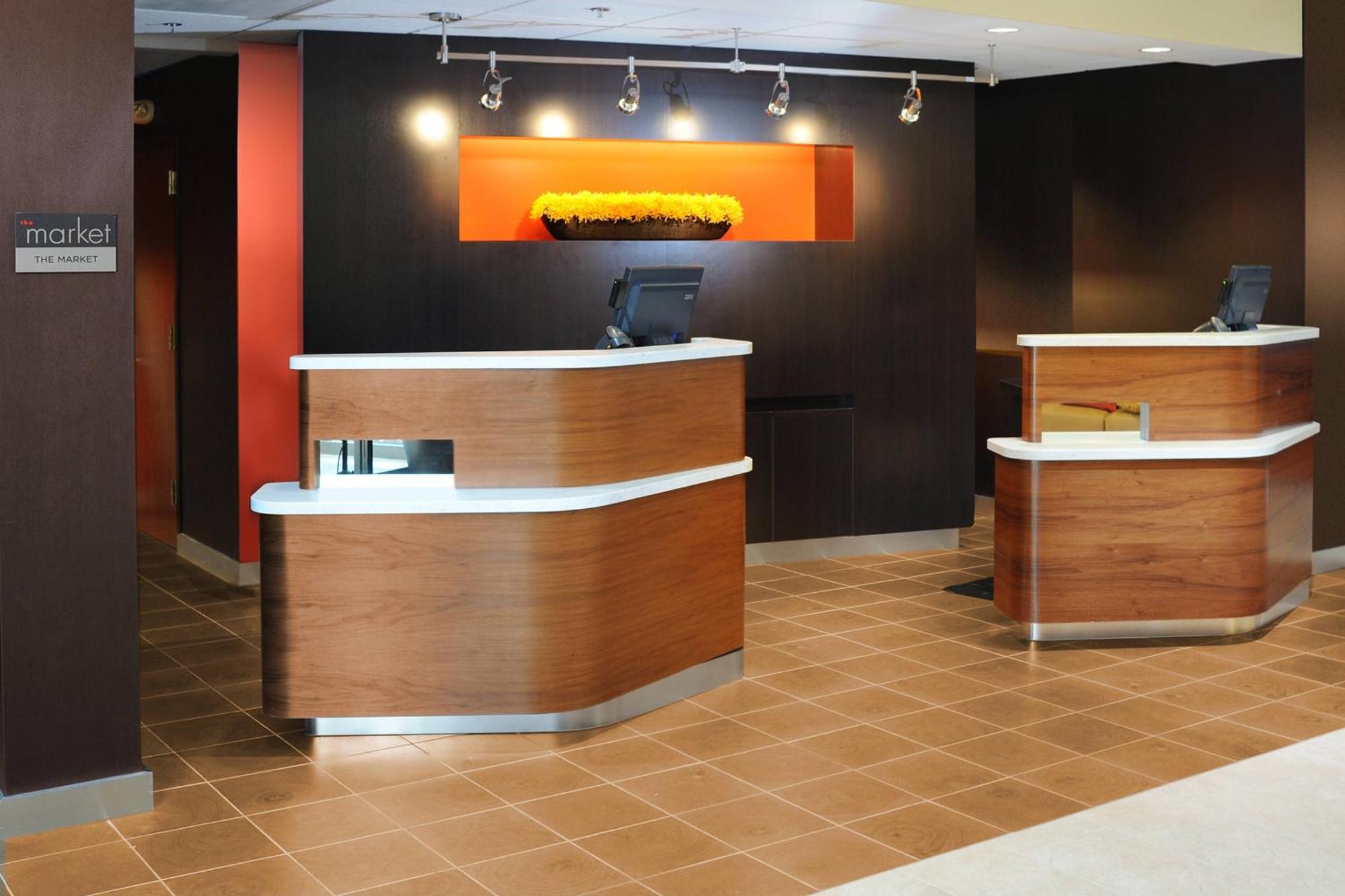Courtyard By Marriott Airport Oklahoma City