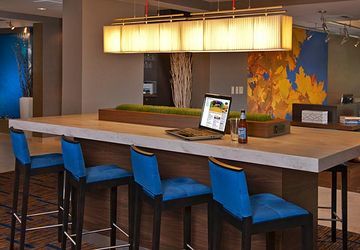 Courtyard By Marriott Airport 3*